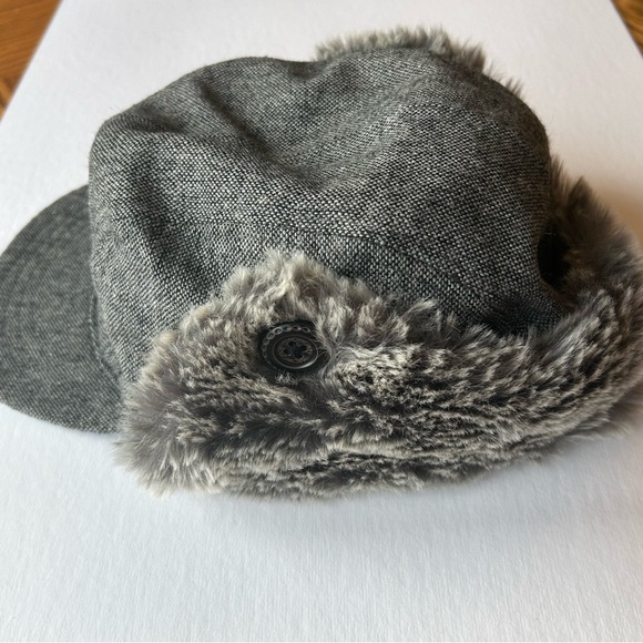 Duluth Trading Co Women’s Gray Tweed Fabric Faux Fur Ear Flap Lined Size XL - Picture 5 of 11